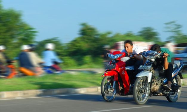 Tindakan Berbahaya Dan Ilegal Melakukan Balap Liar