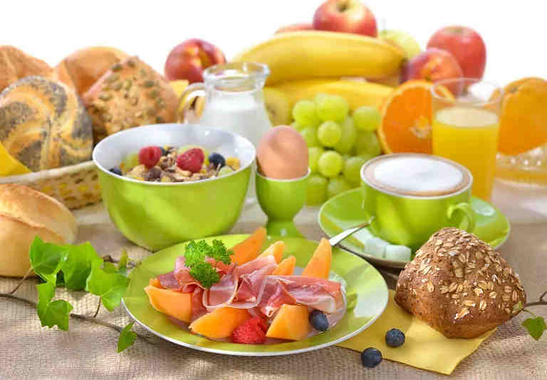 Pola Diet Dalam Mengatur Makanan Dan Minuman