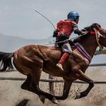 Pacuan Kuda Atau Balapan Yang Di Tunggangi Joki