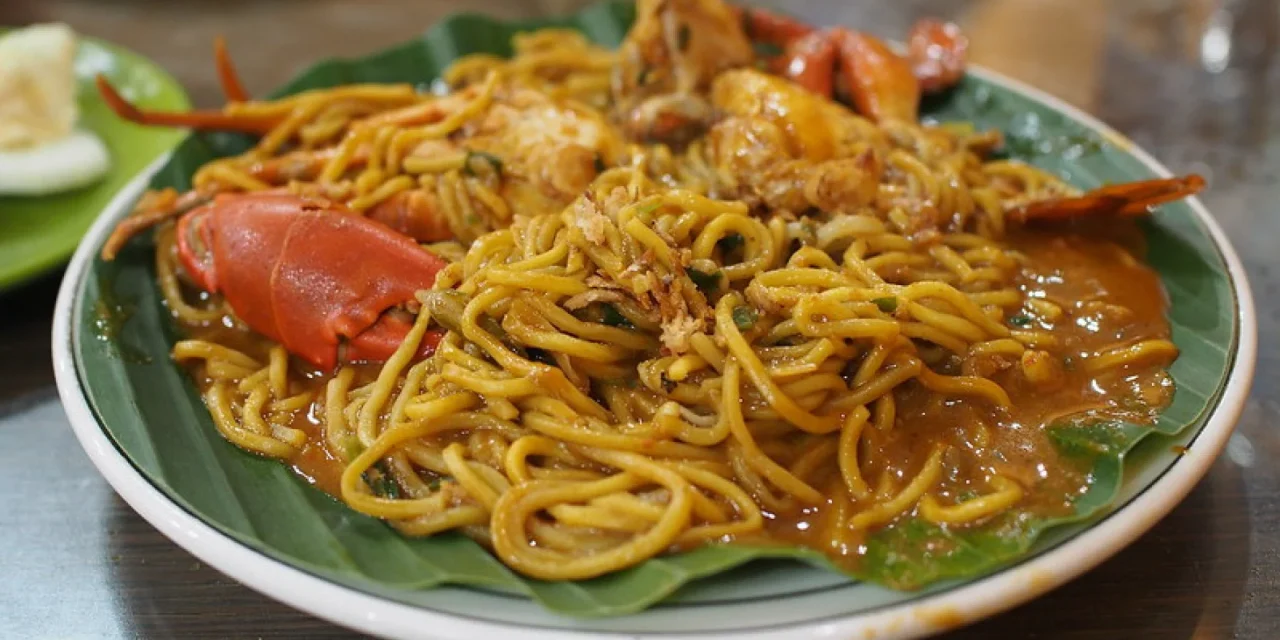 Hidangan Dari Aceh Berupa Mie Dengan Bumbu Khas