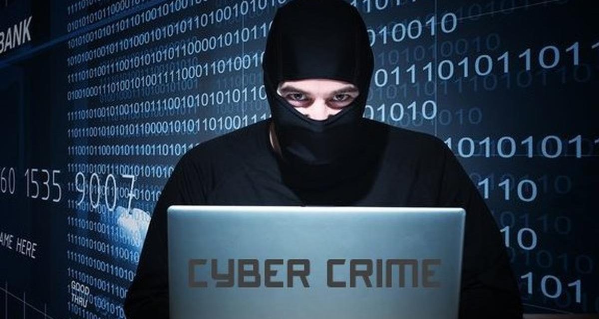 Tindak Kejahatan Teknologi Biasanya Melalui Jaringan Internet