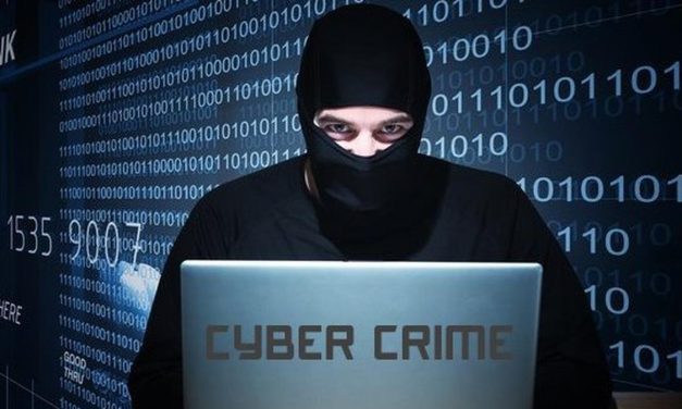 Tindak Kejahatan Teknologi Biasanya Melalui Jaringan Internet