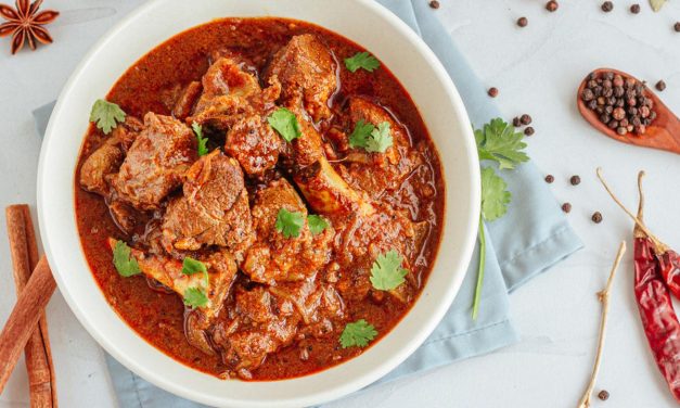 Hidangan Berkuah Dengan Bahan Dasar Daging Kambing