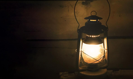 Penerangan Tradisional Lampu Semprong Dan Minyak Tanah