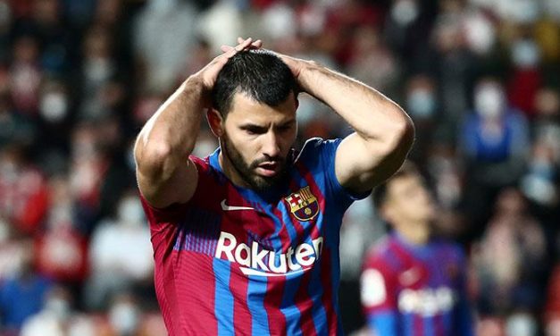 Penyerang Terbaik Aguero Dalam Pertandingan Sepak Bola