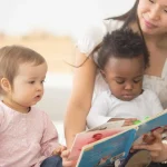 Penjaga Anak Atau Seorang Pengasuh Babysitter
