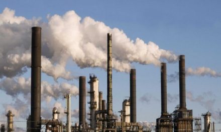 Sebuah Sumber Gas Yang Berwujud Suatu Partikel