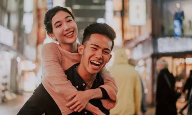 Hubungan Remaja Pacaran Yang Sedang Trend