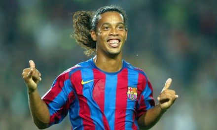 Legendaris Dunia Bola Seorang Pemain Ronaldinho