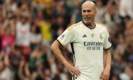 Mantan Pesepakbola Dunia Seorang Zinedine Zidane