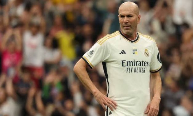 Mantan Pesepakbola Dunia Seorang Zinedine Zidane