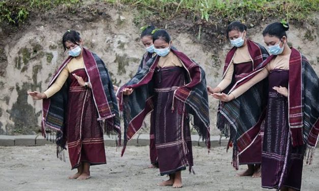 Sebuah Budaya Batak Dalam Kegiatan Manortor